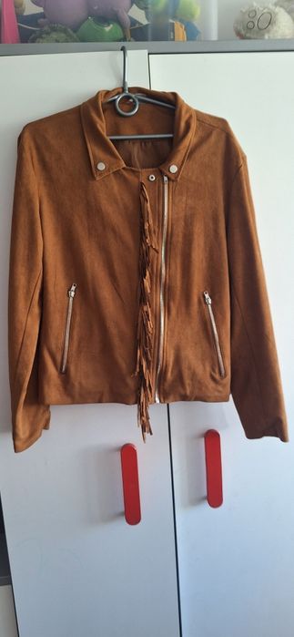 Kurtka z fredzelkami