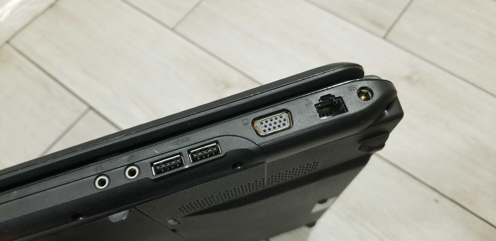 Ноутбук "15.6" Asus K50C/Celeron/ 2 GB/250 GB