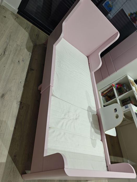Cama Ikea criança rosa com colchão