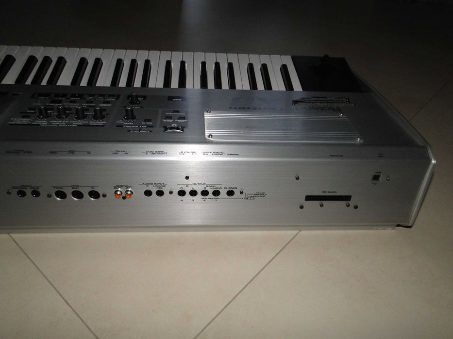 Genialny Syntezator Workstation Piano Cyfrowe ROLAND FANTOM X8