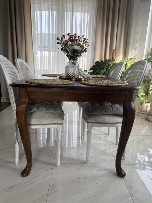 Stól drewniany do jadalni