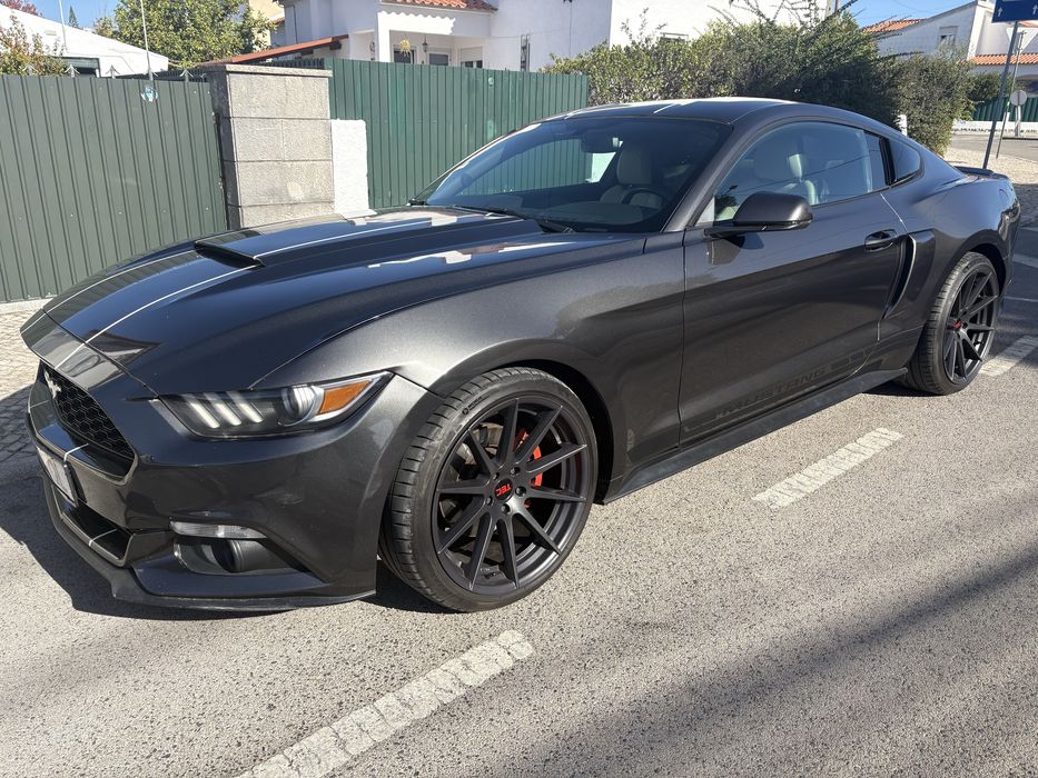 FORD MUSTANG 2.3 cc - 315 cv