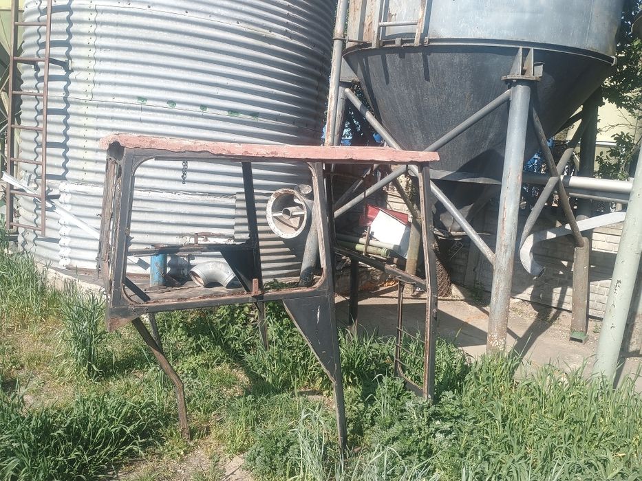 Kabina MF 255 ursus tanio