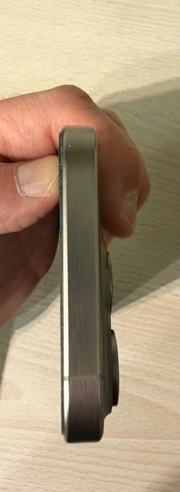Iphone 15 PRO 256 GB Natural Titanum - Stan idealny + etui