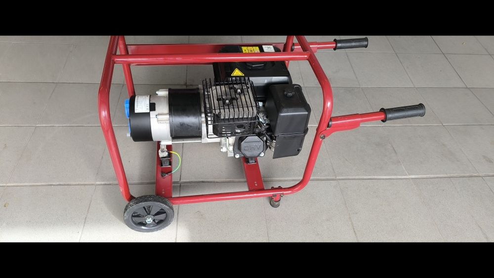 Gerador Pramac 2800 watts Estado Novo