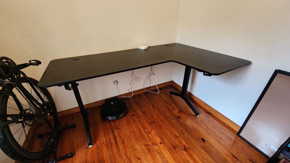 Mesa Gamer Sprit of Gamer Headquarter 800DRT 2023