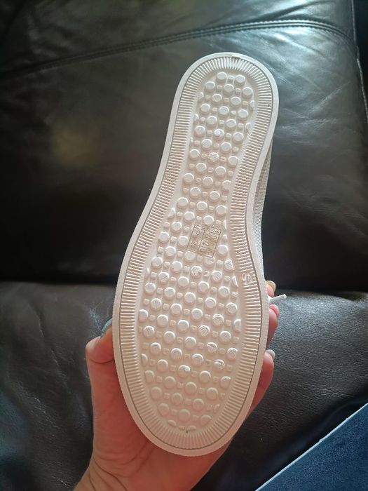 Nowe wysokie trampki rozmiar 40