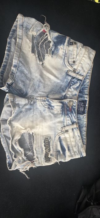 Spodenki Armani S