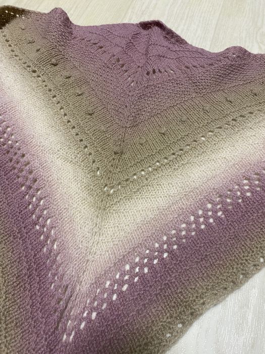 Шаль/хустка ручної роботи (вовна)