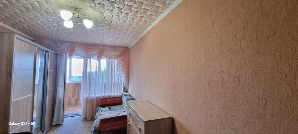 Гарна квартира на Таврійському.  Будинок цегла . Автономне опалення .