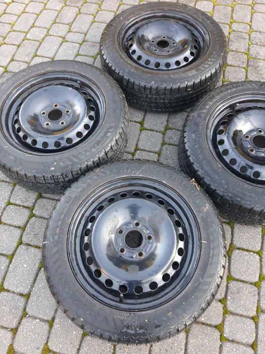 Koła felgi i opony zimowe 205/55 R16 komplet Ford Focus MK3