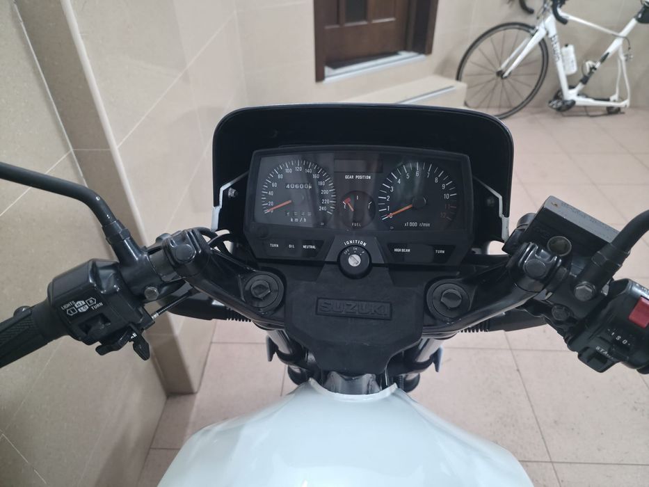 Мотоцикл Suzuki GSX 550