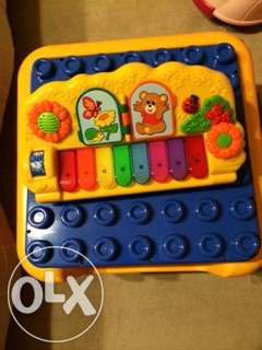 Mesa de brincar bebé