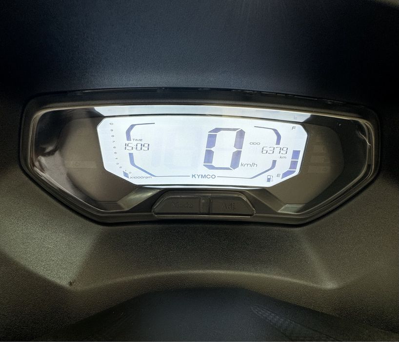 Kymco Skytown 125cc (2025) - Apenas 6.379km (Garantia até 2028)