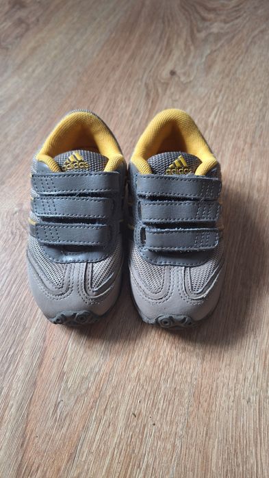 Красовки дитячі Adidas 21р