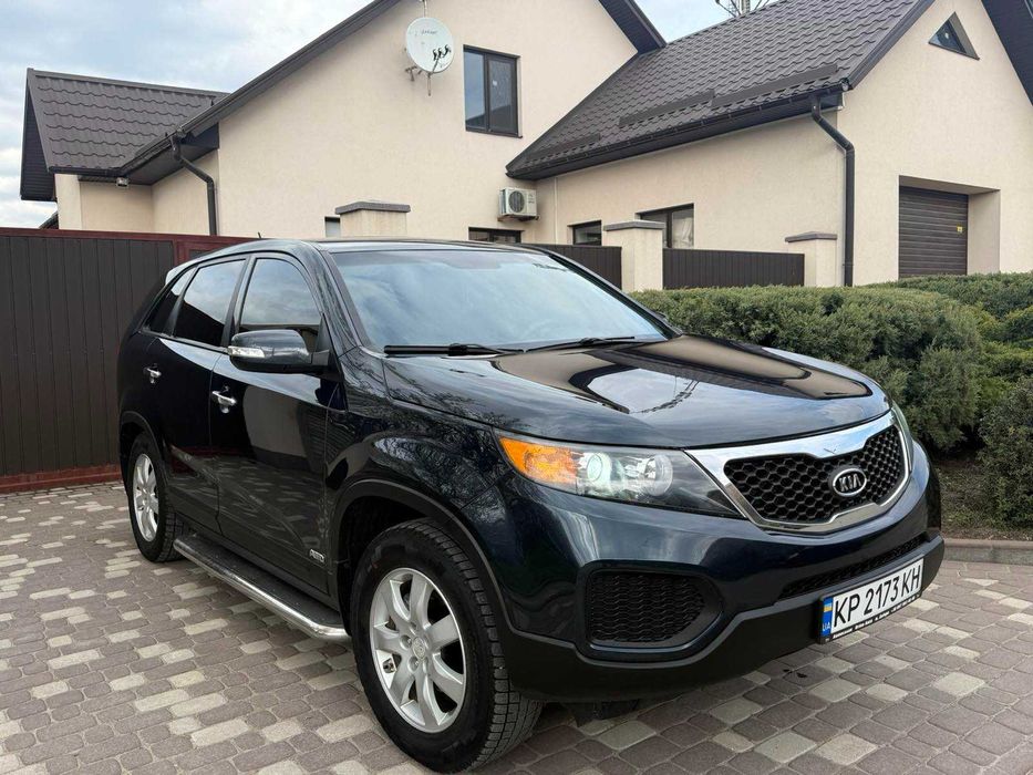 KIA Sorento 2013 г 2.4 л газ-бензин, автомат
