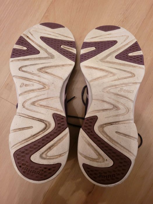 Жіночі кросівки Asics Gel-Fit Sana 2 розмір 41.5