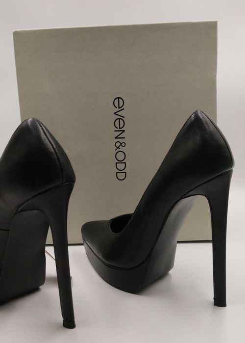 Promocja, szpilki marki Even Odd+Gratis zestaw skarpet