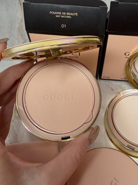 Пудра Gucci компактна матуюча