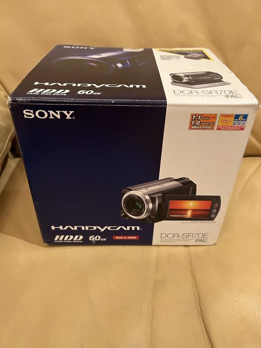 Sony cancorder DCR-SR70E