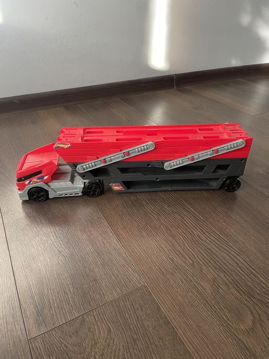 Вантажівка, трейлер, автовоз, транспортер Hot Wheels Mega Hauler, PRO