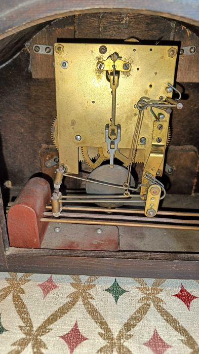 Stary zegar kominkowy