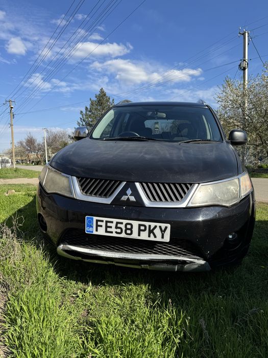Mitsubishi Outlander XL  2009 2,0 дизель
