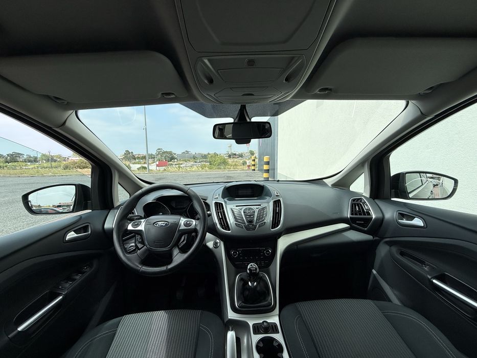 Ford Grand C-Max — fotografia 8