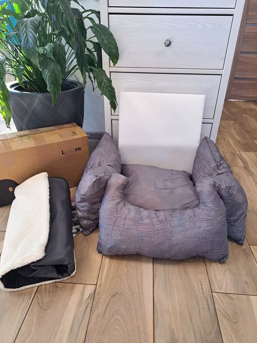 Fotelik samochodowy dla średnich psów 872