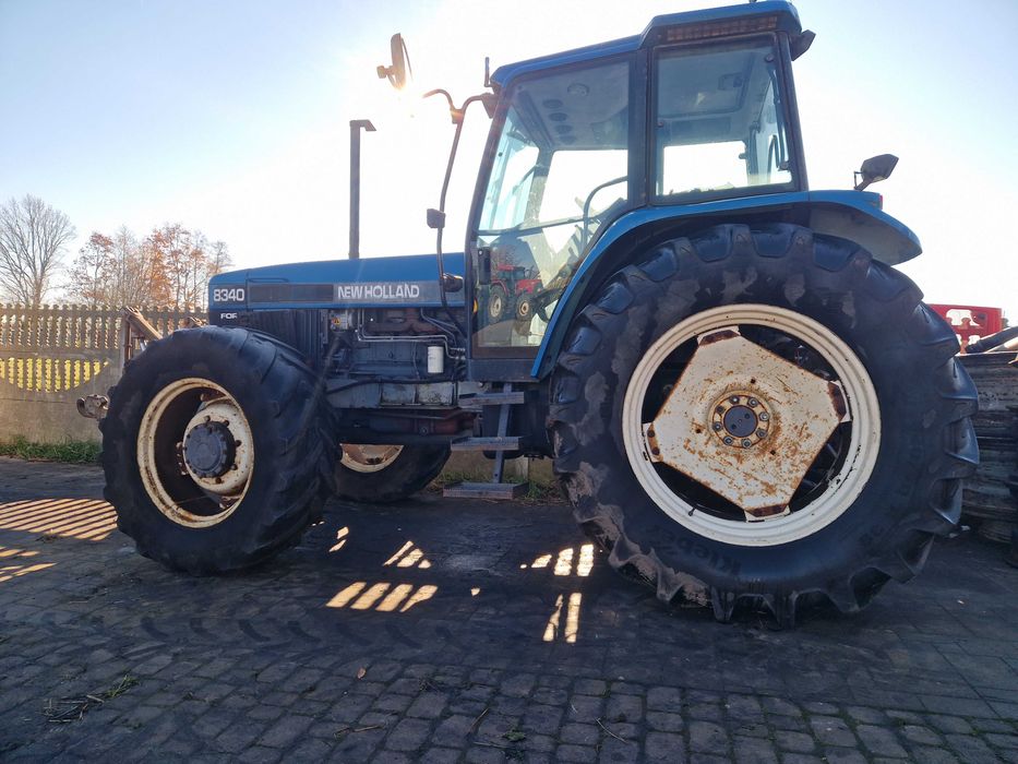 Ford New Holland 8340 Fiat Agri na części