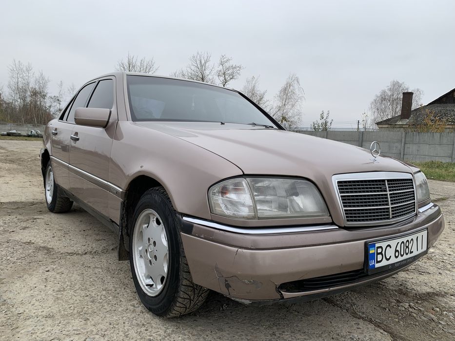 Mersedes-benz C180 W202 // 1993 // 1.8 газ/бензин // в хорошому стані