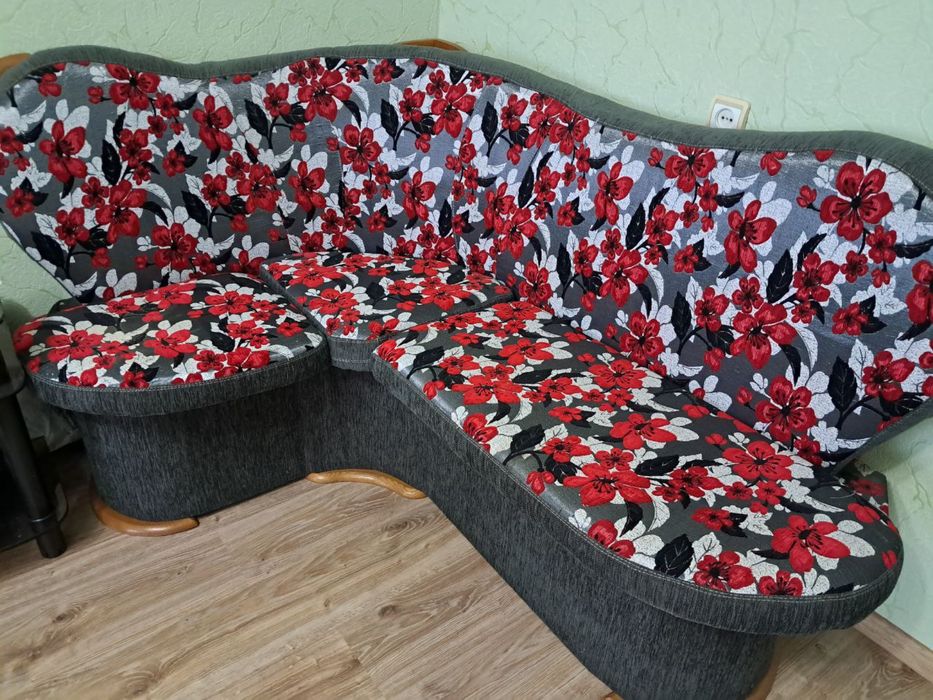 Куток кухонний в ідеальному стані