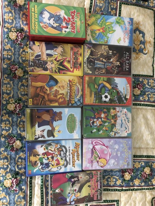 Leitor de Cassetes + Cassetes de Video