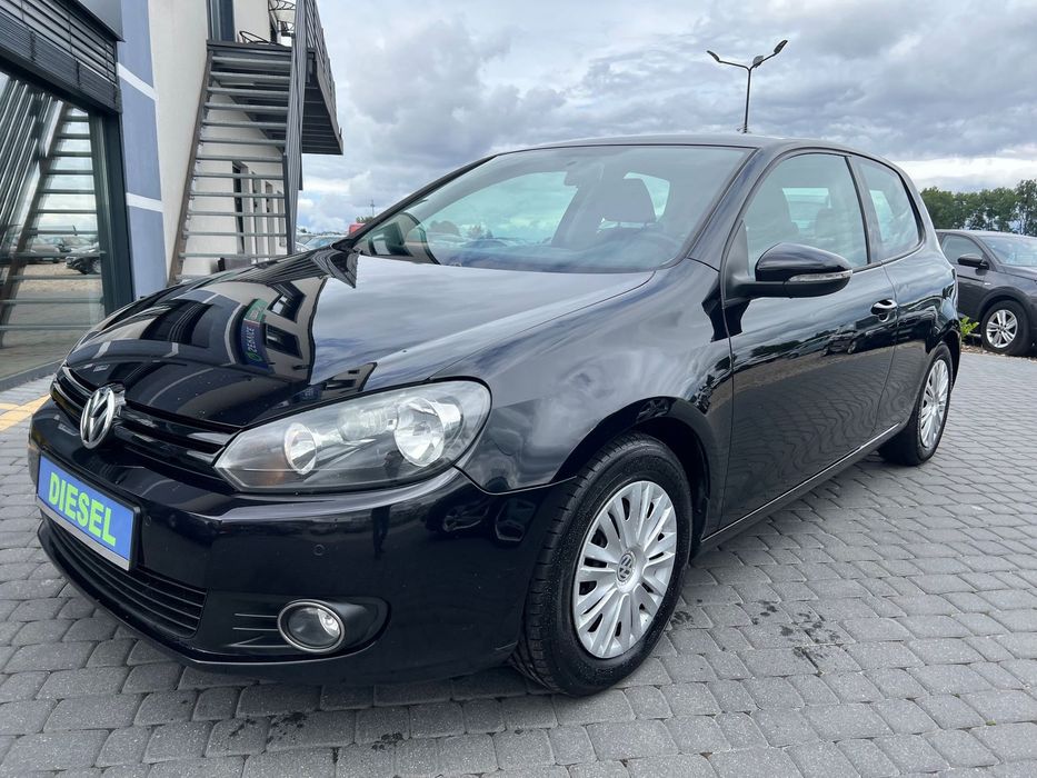 Volkswagen Golf 1.6tdi 105km / Navi / Serwis / Igła