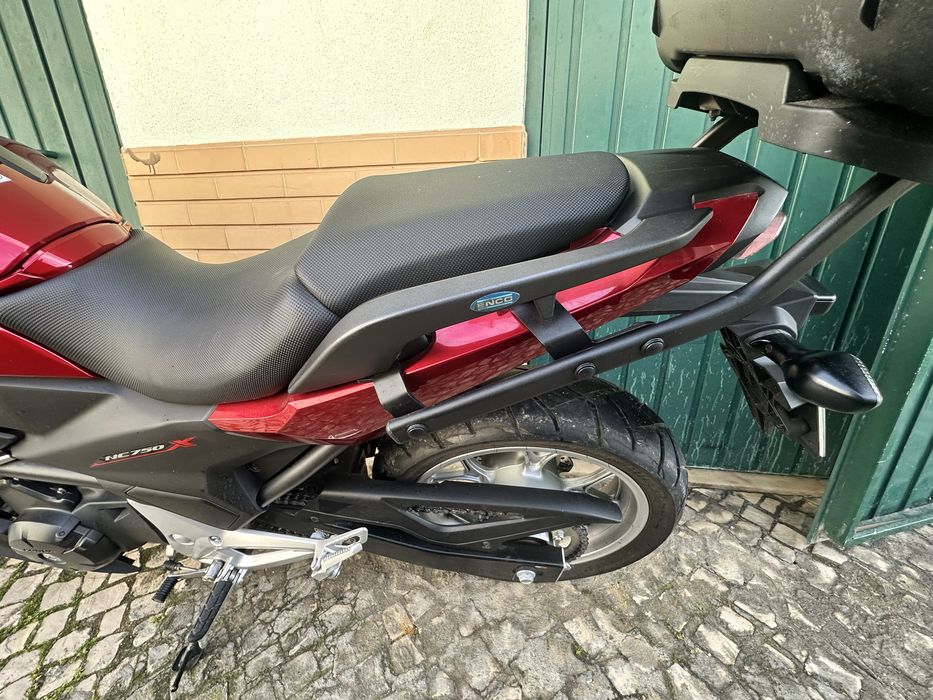 Mota semi nova com poucos km