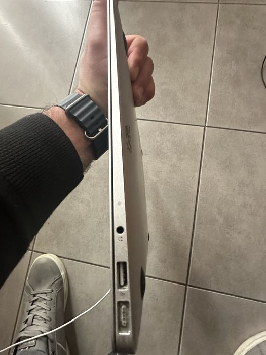 Mackbook air 13 stan bardzo dobry