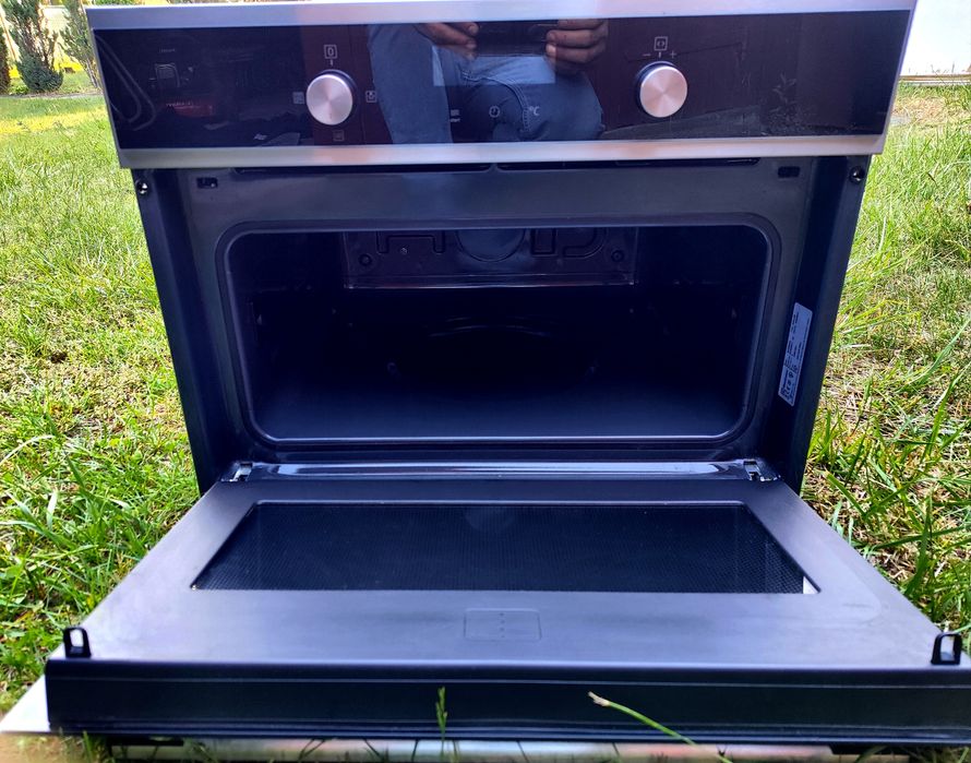 Mikrofalówka do zabudowy Electrolux EVK6E40X 46L