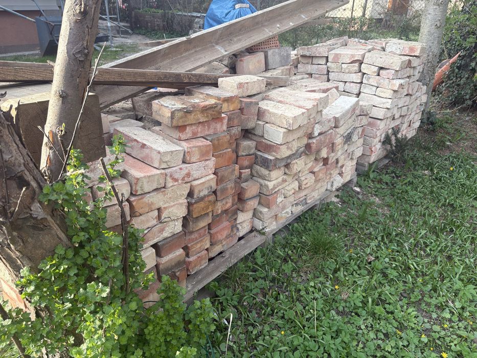 Cegla rozbiorkowa