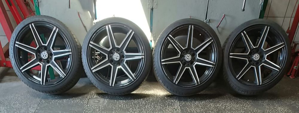 Kompletne koła z oponami Dunlop 225/40 ZR18 92Y