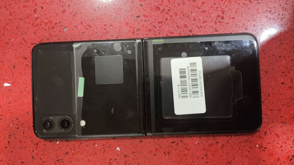 Samsung z flip 128g