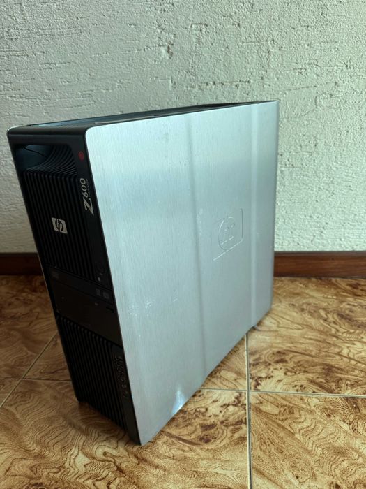 Workstation PC HP Z600 - 2x Xeon X5640 32GB