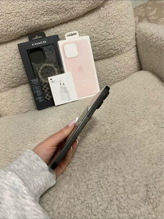 Apple iPhone 15 Pro Max 256GB Tytan czarny