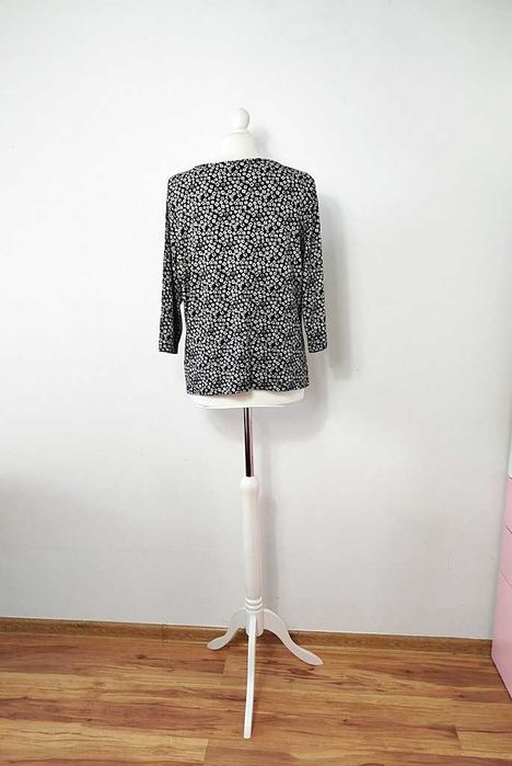 Marks&Spencer czarno biała wzorzysta bluzka wiskoza