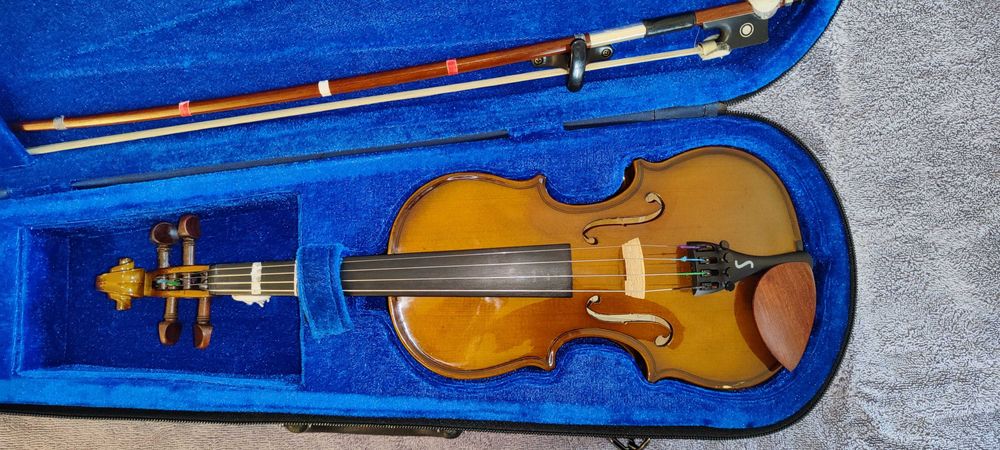 Violino Stentor 1/8 com estojo