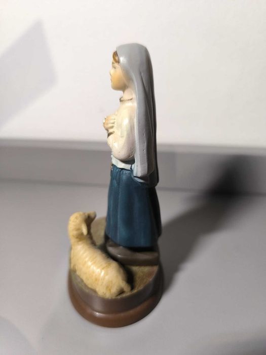 Jacinta Marto — Escultura em Cerâmica