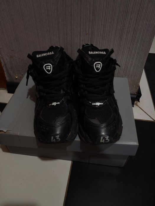 кроссовки balenciaga runner