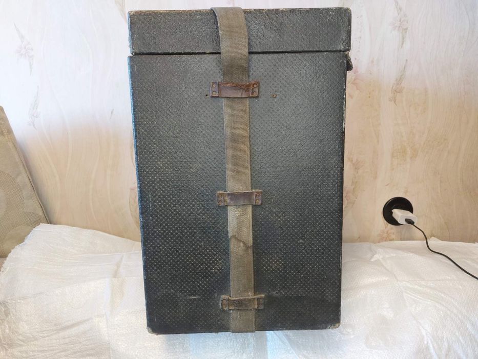 Кофр, кейс для довоенной гармони, Красный Пртизан