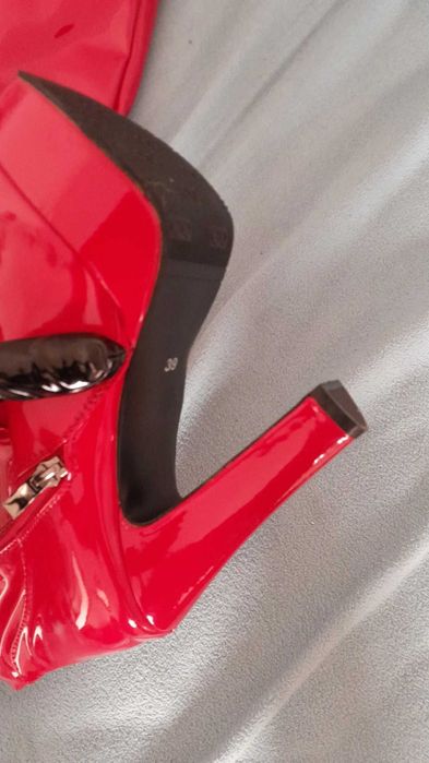 Botas vermelhas couro envernizado salto Nº39 Aliexpress