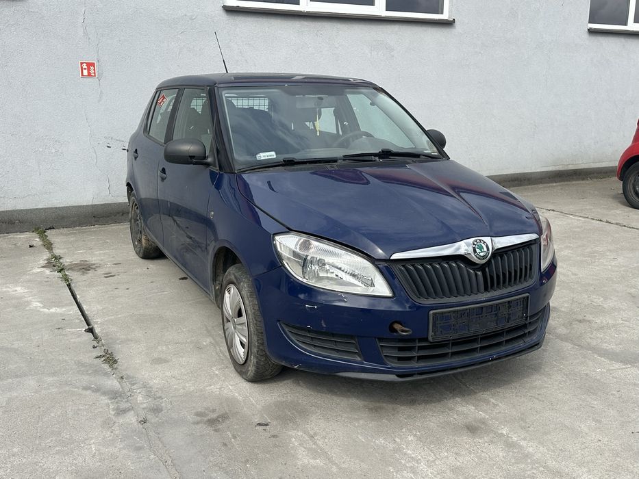 Skoda fabia 2 lift 1.2b 2011 w całości na części