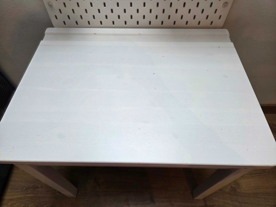 Biurko Ikea + krzeslo +tablica